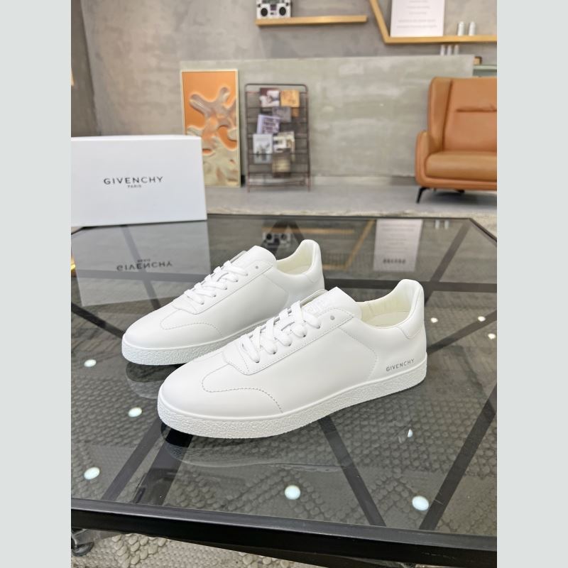 Givenchy Sneakers
